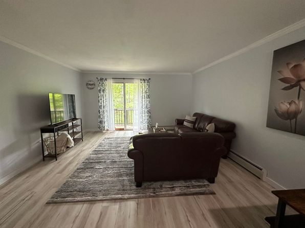 60 Brookside Dr Unit 3