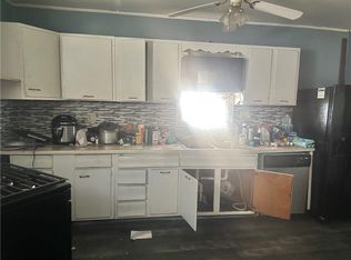1915 Messanie St, Saint Joseph, MO 64507