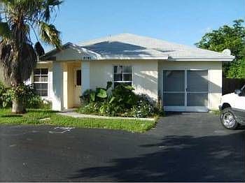 1st image of 5781 Woodland Point Dr