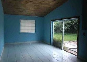 Additional Living Room