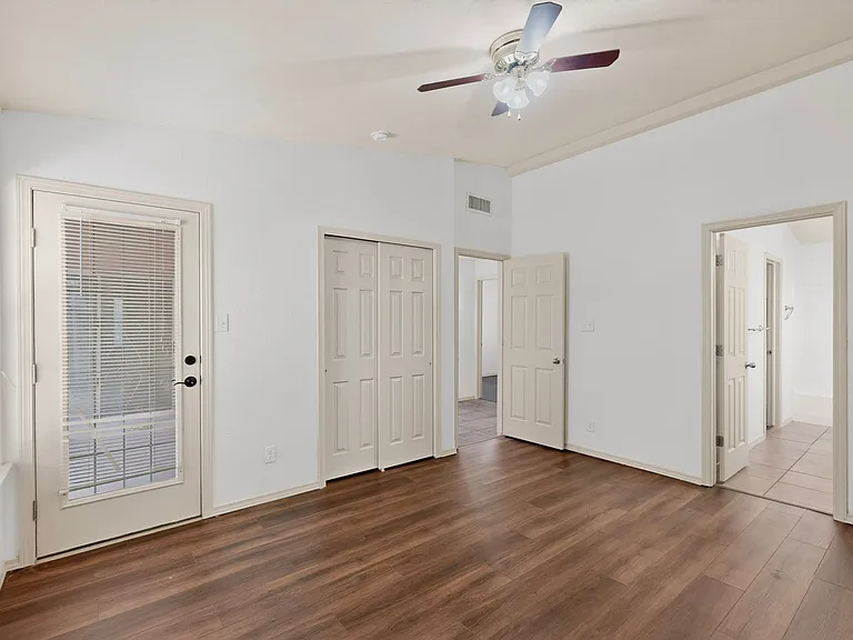 2304 Honey Dew St — Photo 19