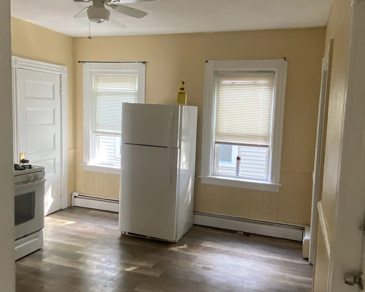 3 bed, 1300 sqft, $1,450 — Photo 3