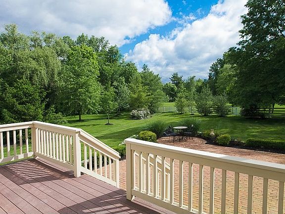 5th image of 4892 Byington Ln