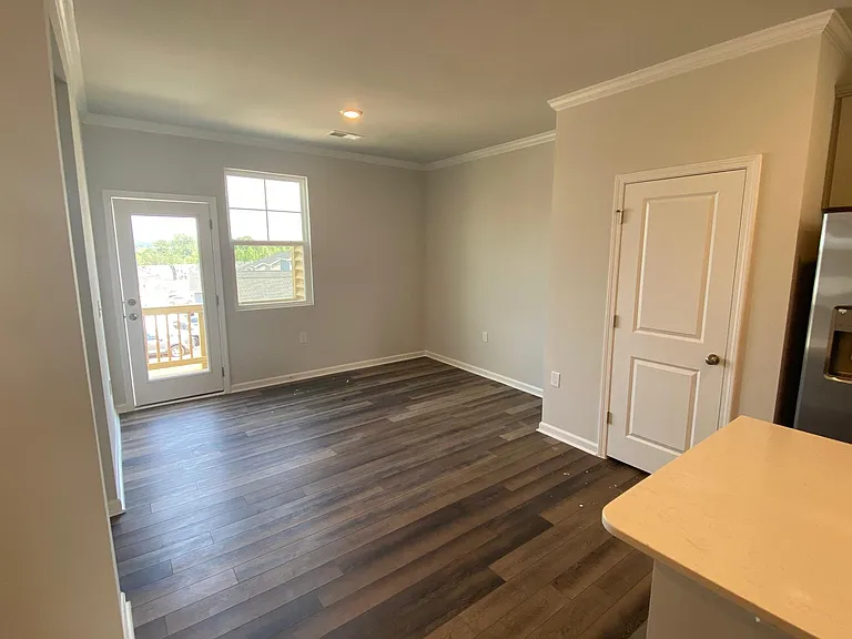640 Gimari Dr — Photo 24
