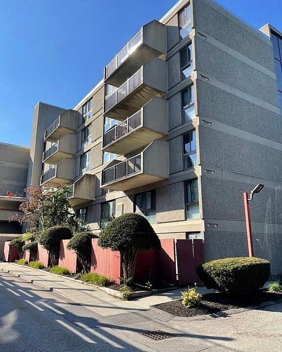 1st image of 55 Tall Oaks Dr Unit 305