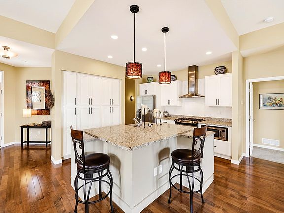 2nd image of 7242 Lily Ln