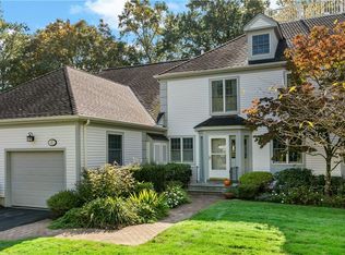 47 Brook Hills Cir, White Plains, NY 10605