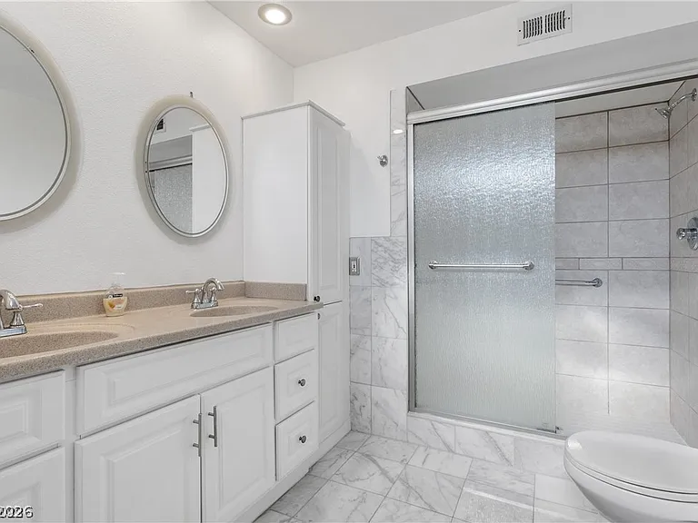 2451 Domingo St — Photo 26