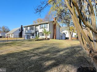 826 Kenyon Ave, Waldorf, MD 20602