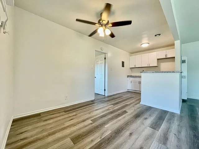 1811 W Sallie Ln #D1 — Photo 30
