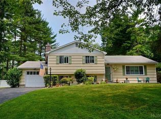 2432 Pine Grove Ct, Yorktown Heights, NY