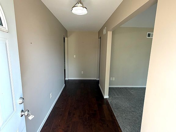 3rd image of 1912 32nd St