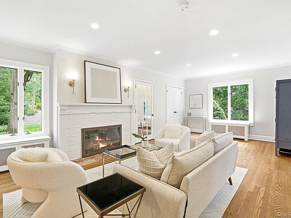 2nd image of 31 Dobbs Terrace