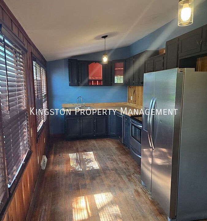 1st image of 1211 North Limestone APT 1