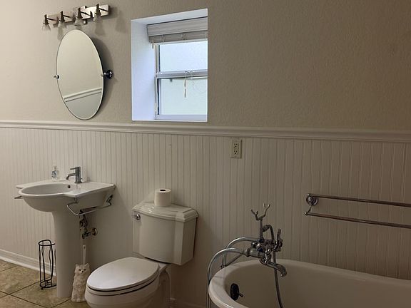 3rd image of 7531 SE 147th Pl #1