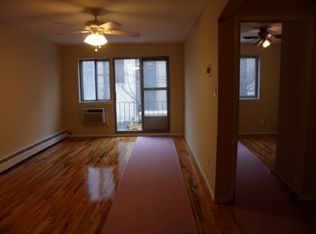 3424 33rd St, Astoria, NY 11106