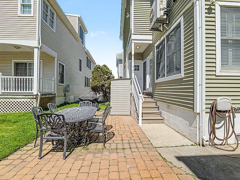 2 S Coolidge Ave #B — Photo 32