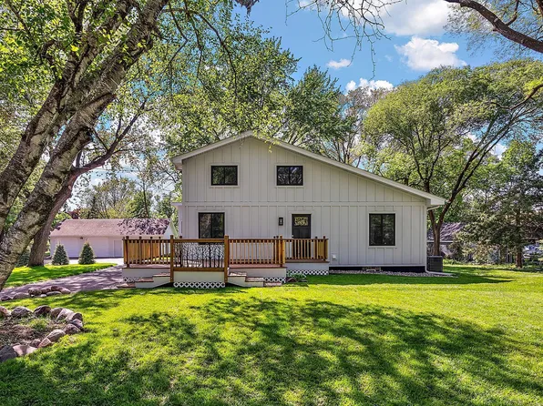 3765 Auger Ave, White Bear Lake, MN 55110