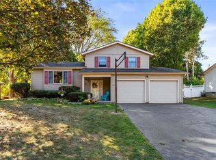 478 Fox Meadow Rd, Rochester, NY 14626