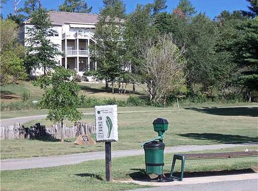 2nd image of 8 Country Club Cir