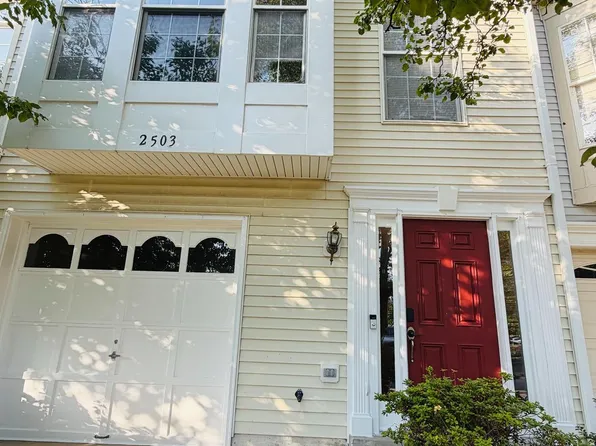 2503 Wheat Meadow Ct, Herndon, VA 20171