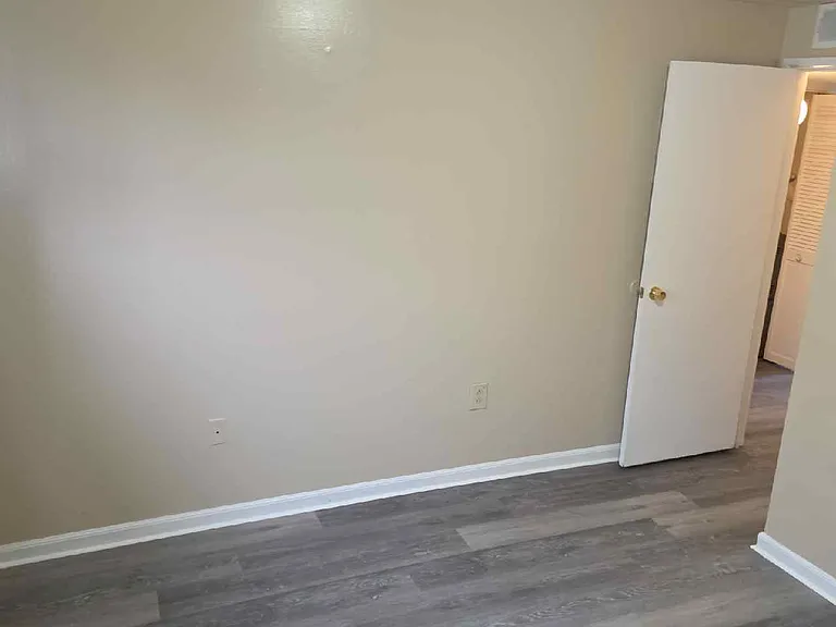 4902 Saddlebrook Ln — Photo 29