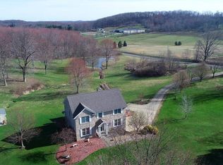 105 Spring Valley Rd, Valencia, PA 16059