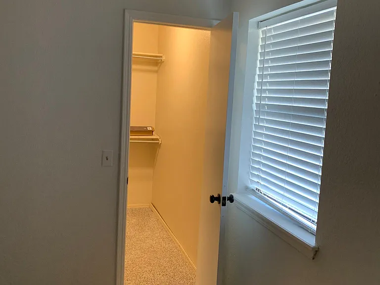 1332 High Meadows Dr — Photo 8