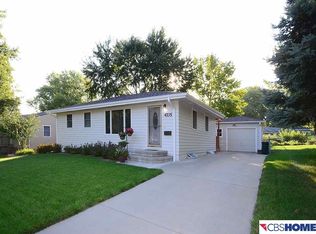 4705 N 93rd St, Omaha, NE 68134
