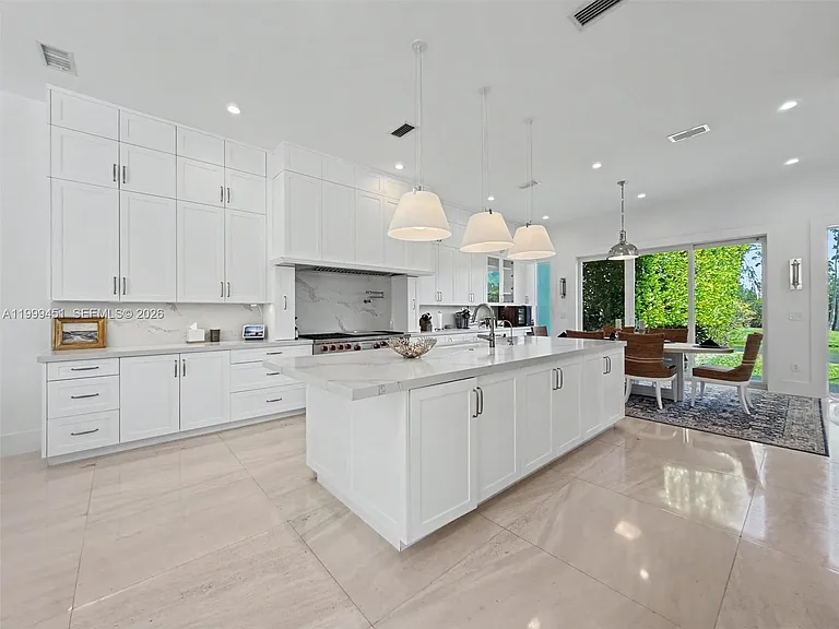 13689 Deering Bay Dr — Photo 19