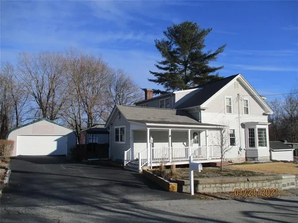 39 Sunrise Ave, West Warwick, RI 02893