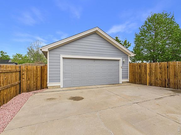 4th image of 5242 Mount Arapaho Cir