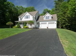 8 Rocklinn Dr, Windham, ME 04062