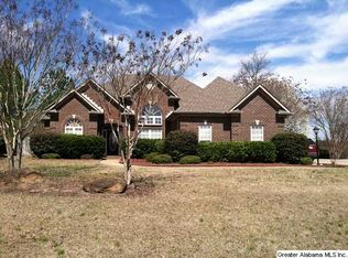 516 Overlook Rd, Fultondale, AL 35068