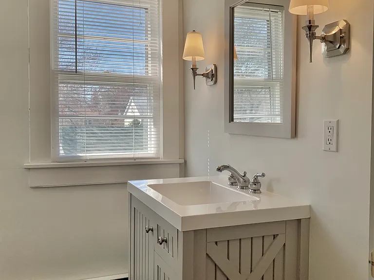 156 Bungalow Ave — Photo 25