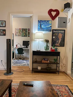 Rented by City Connections Realty | media 16