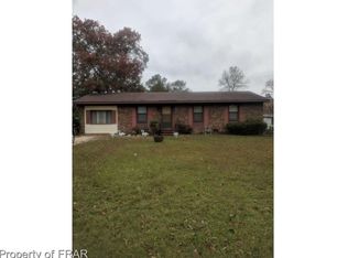 170 Gladiola Dr, Spring Lake, NC 28390