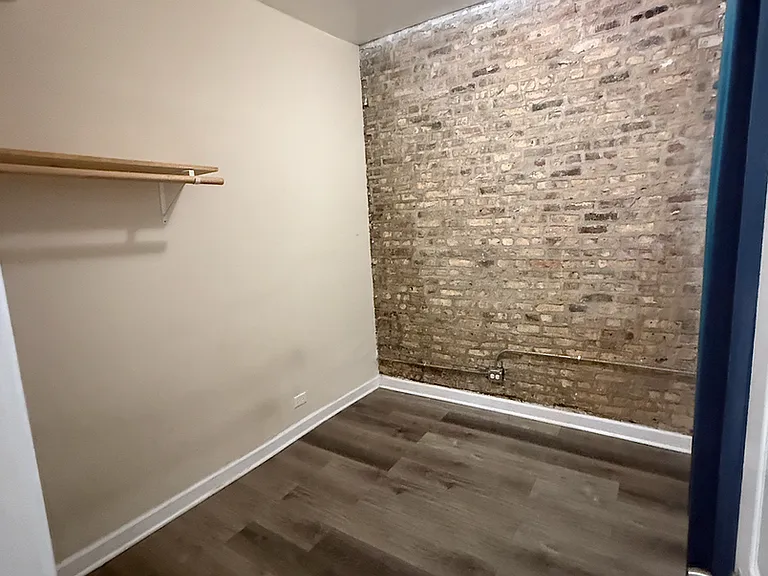 1641 S California Ave #2R — Photo 2