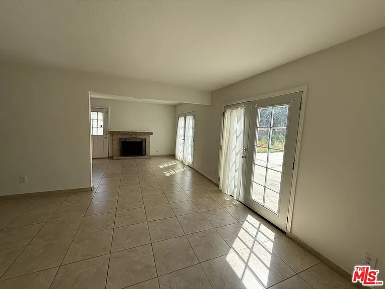 5867 Cape Horn Dr — Photo 9
