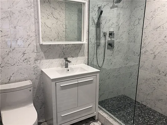 Rented by 18 REALTY | media 39