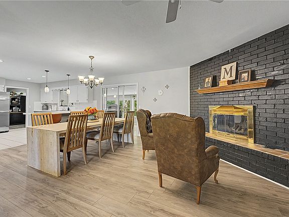 3rd image of 53 Alton Cir