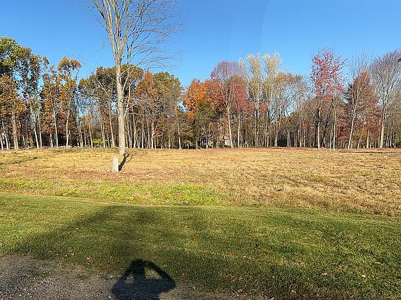 3rd image of 0 Ledgewood Dr
