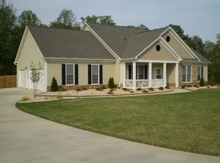 289 Harbour Ridge Dr, Dawsonville, GA 30534