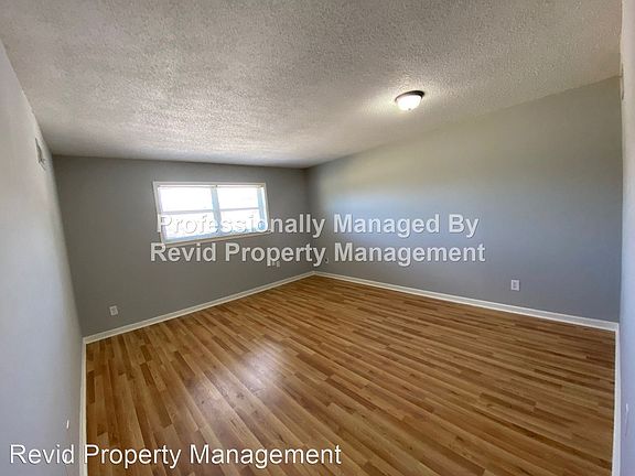 2nd image of 34 N Idlewild St #6