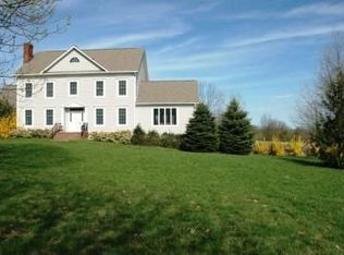 61 Sutton Farm Rd, Flemington, NJ 08822