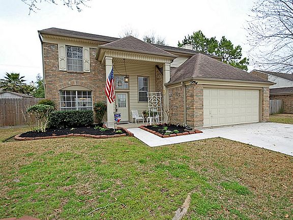 3rd image of 2313 Cunningham Dr