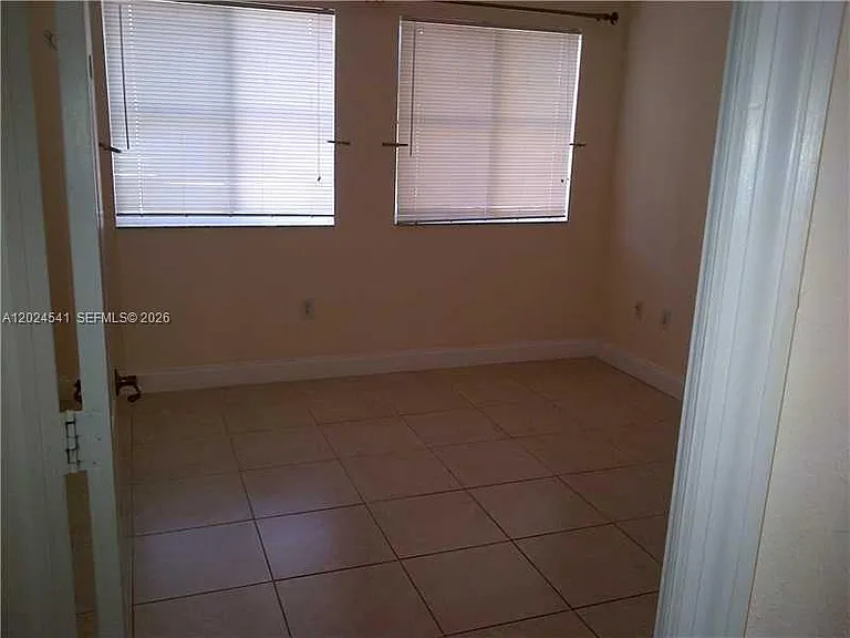 5702 NW 112th Ct #5702 — Photo 18
