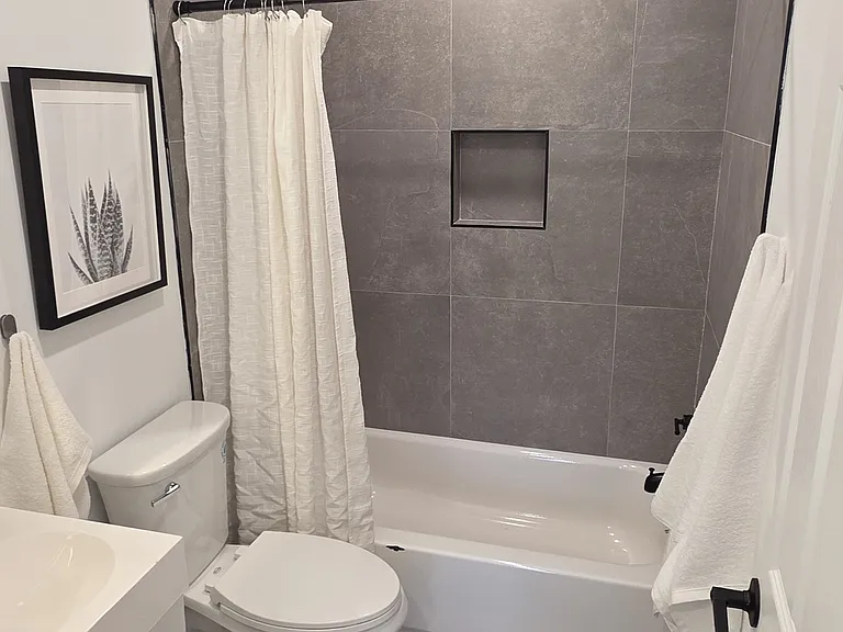 532 N Belnord Ave — Photo 13