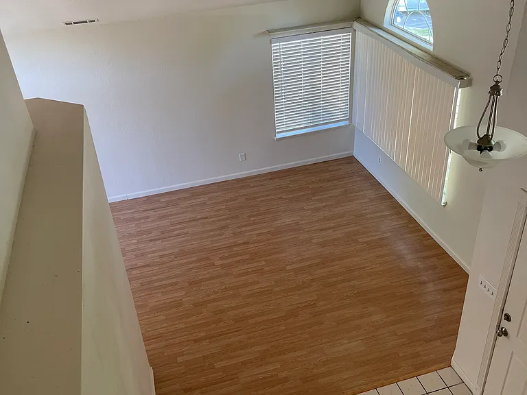 8795 Deer Creek Cir — Photo 17