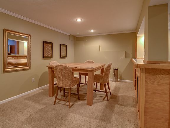 2nd image of 6251 Linkwood Cir